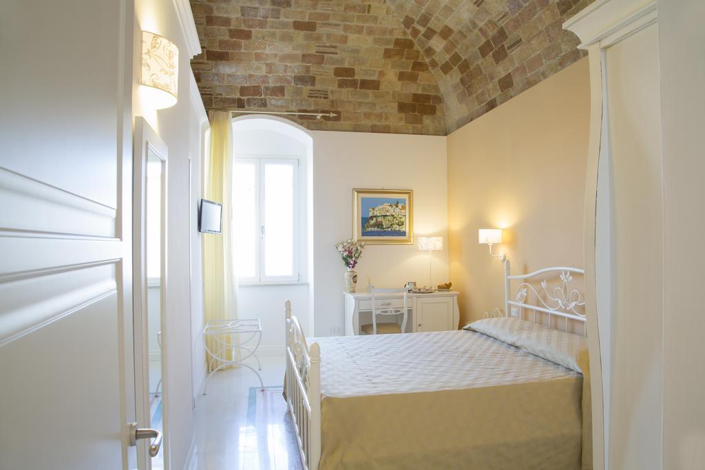 B&B Monsignore Vieste Room photo